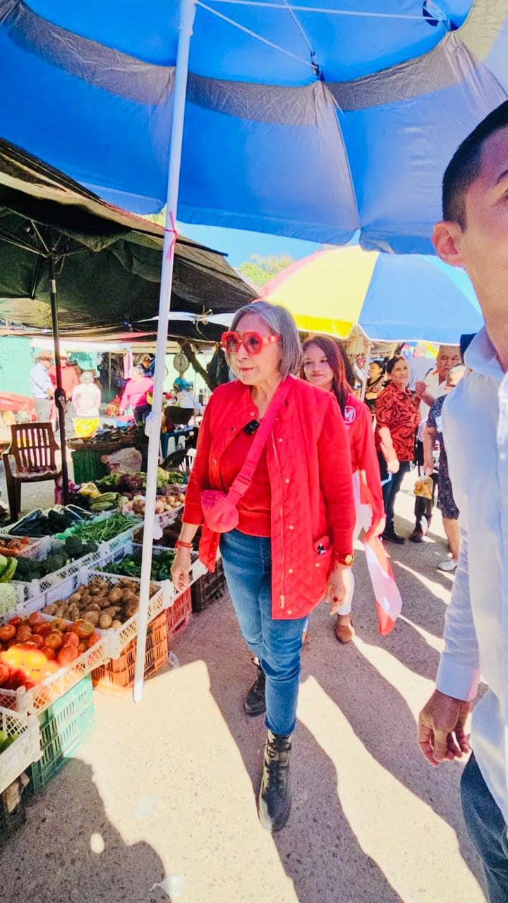 Maribel Espinoza a Ochoa tras denunciar un supuesto plan de asesinarlo: Hágase hombre