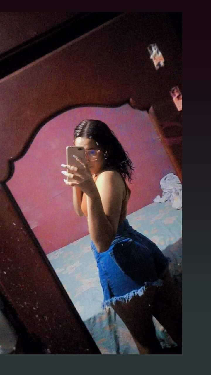 Eymi estaba tranquila en casa y un sujeto llegó a apuñalarla en Yoro