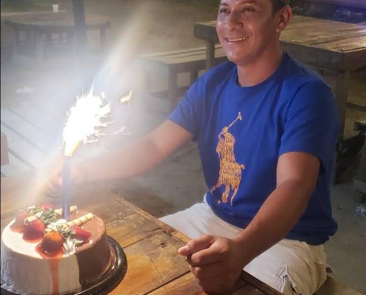 Recientemente estuvo celebrando 37 años y así lo recordó su esposa.