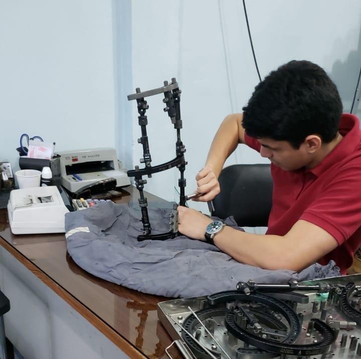 Detienen a falso quiropráctico en San Pedro Sula; lo acusan de abusar de pacientes