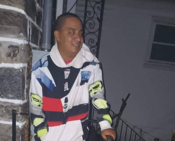 “Él era un hombre sencillo, humilde, social, amable, respetuoso, amigo, si alguien necesitaba ayuda y él podía ayudarlo, lo hacía con todo gusto”, dijo su padre