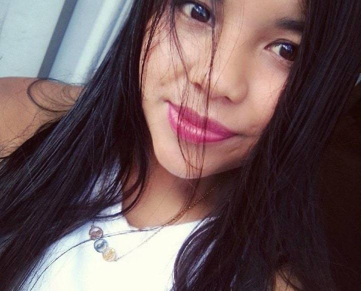 De acuerdo con información de amigos y familiares, la joven fue víctima de un acto de robo en el municipio de El Rosal, donde los delincuentes acabaron con su vida al provocarle una puñalada. 