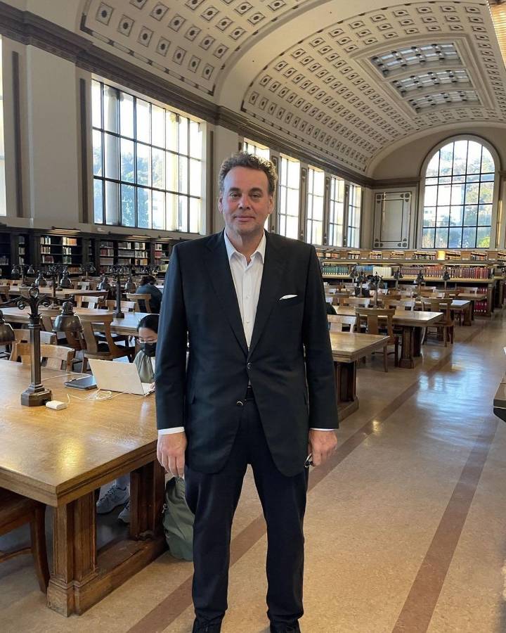 En 1996 fue la primera vez que vino David Faitelson a Honduras y estuvo presente en la victoria catracha de 2-1 en el estadio Morazán contra México.