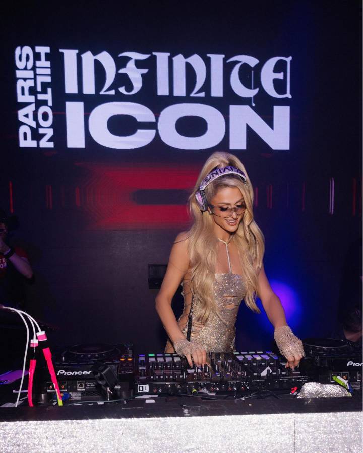 Paris Hilton regresa a la música con el álbum ‘Infinite Icon’