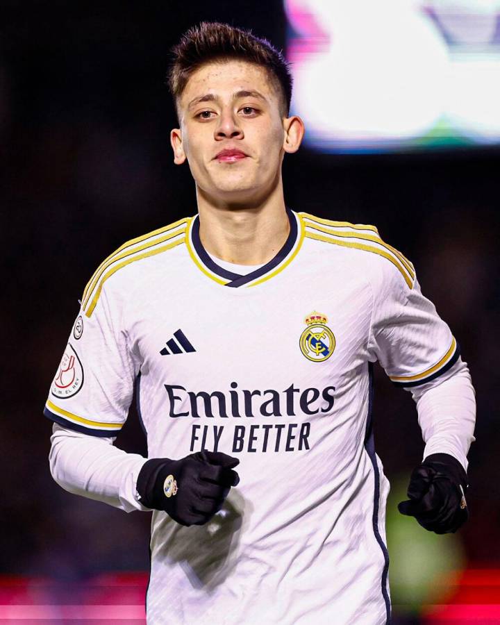 Arda Güler suma pocos minutos con el Real Madrid.
