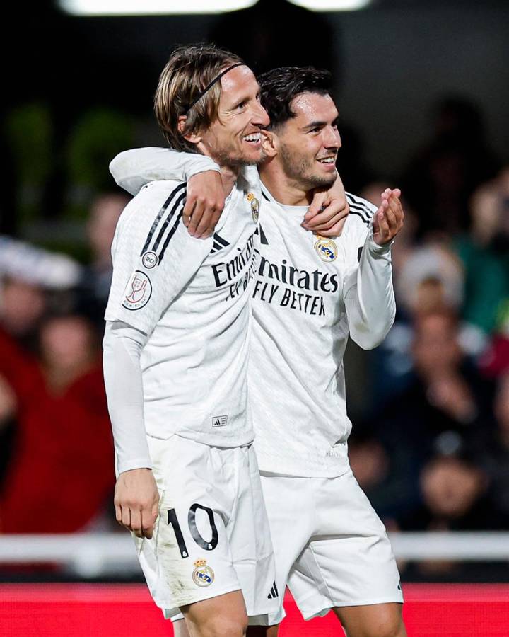 Luka Modric y Brahim se combinaron para firmar el 0-4 del Real Madrid.