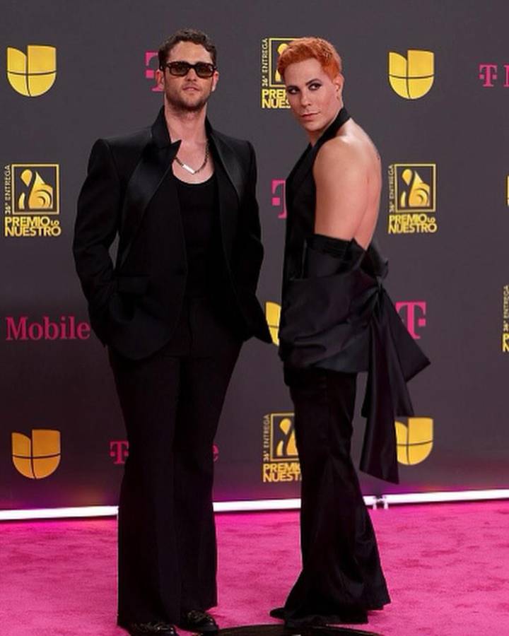 Vestidos para la ocasión llegaron las estrellas de RBD.