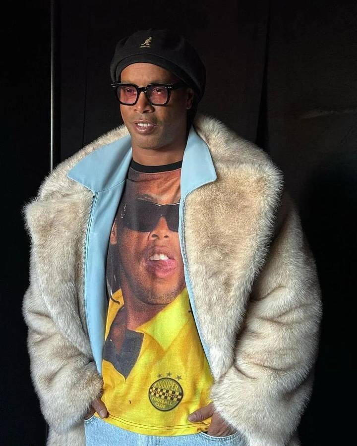 Ronaldinho desfiló para la marca estadounidense Kidsuper.