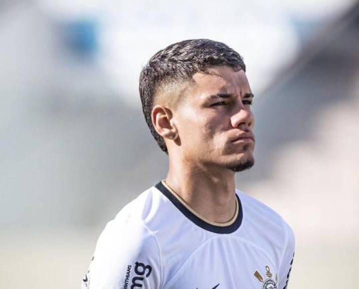 El jugador del Corinthians llamó a los servicios de emergencia. Cándido incluso habría realizado maniobras de primeros auxilios.