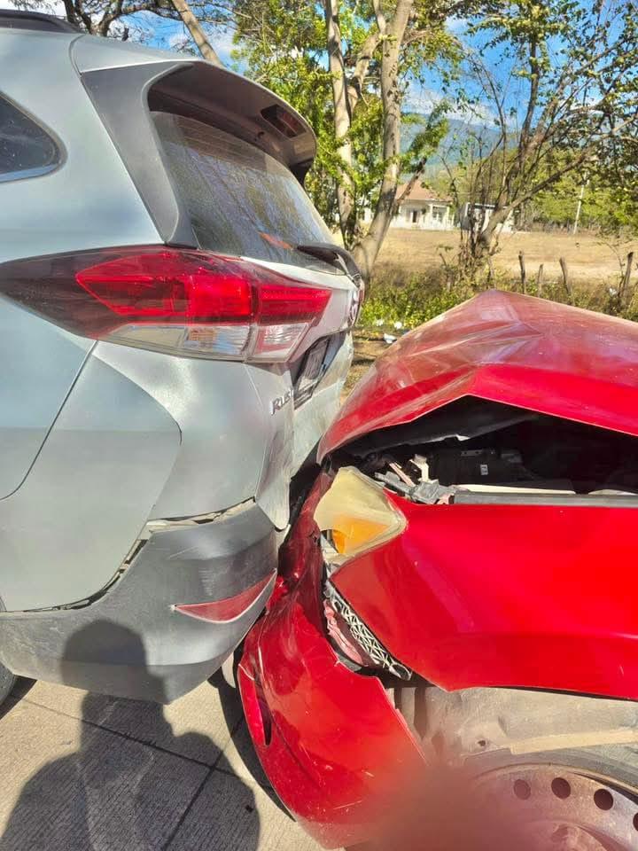 Cesia Mejia y su familia sufren accidente: Gracias a Dios que nos cuidó