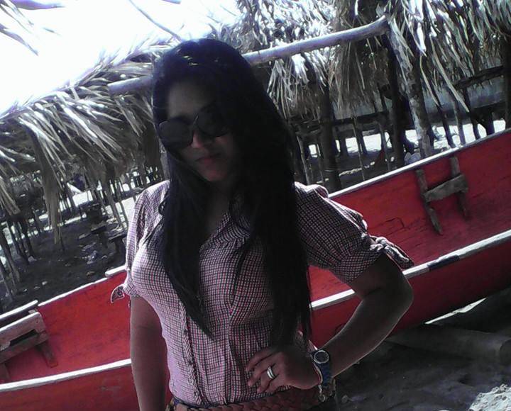 “Mi May era una persona noble y de buenos sentimientos y muy trabajadora y sus planes eran mucho para ella y su hija pero lamentablemente no se pudieron cumplir esos planes ahora deseamos darle una cristiana sepultura a ella y que su cuerpo pueda descansar dignamente”, se describe en una recolecta que se hace en las redes sociales y para la cual se ha habilado la cuenta BAC: 752134031 a nombre de Yosselyn Rodríguez.