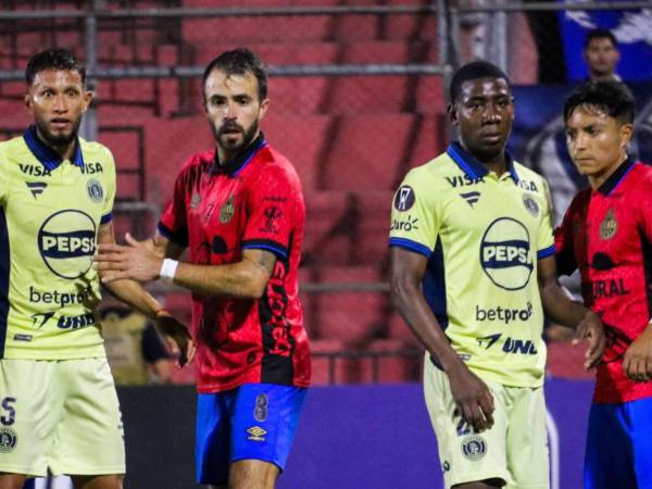 Motagua eliminó en Guatemala al campeón Municipal y logró el pase a la siguiente ronda del torneo centroamericano.