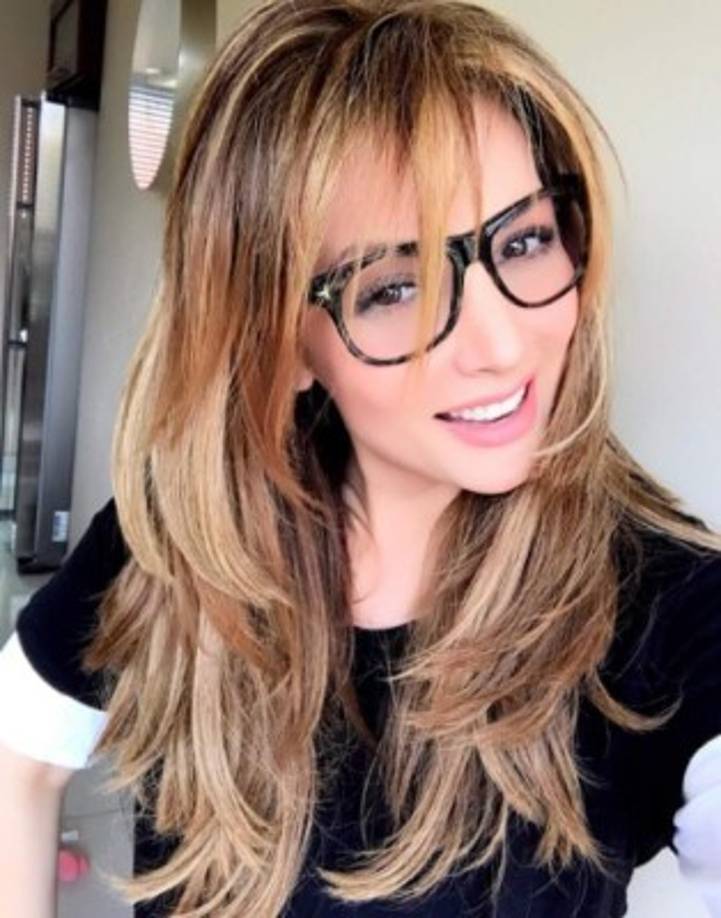 <br/>Sin embargo, algunos comentan que está abusando también de los filtros de las redes sociales, razón por la que se ve diferente.<br/>