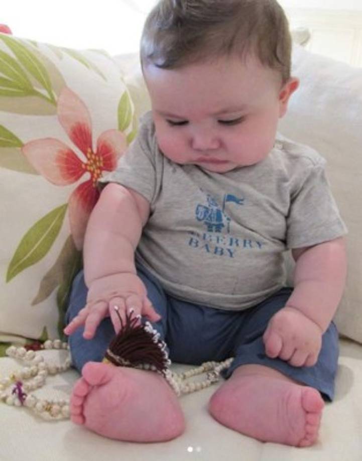 El 25 de junio de 2011 nació el segundo hijo de Thalía y Tommy, Matthew Alejandro.