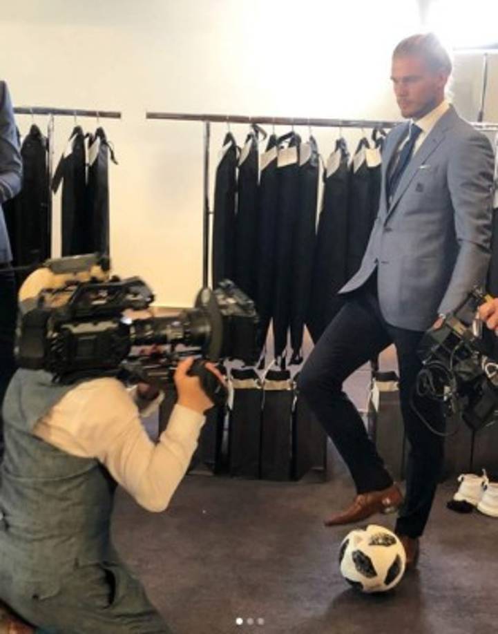 Miles de mujeres dejan comentarios con bastante picardía en las fotos del islandés.