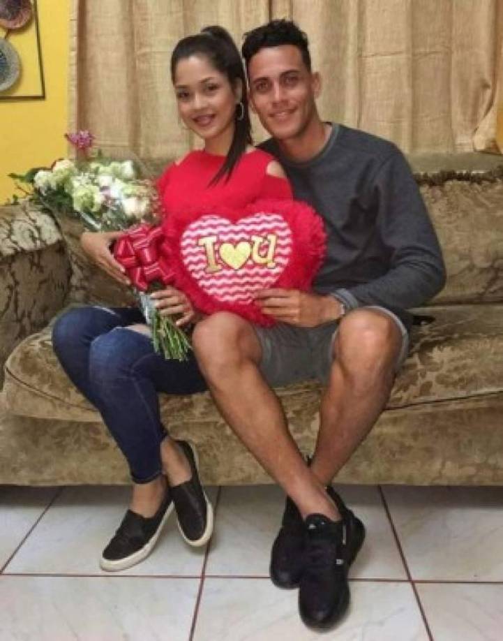 Actualmente, Ángel Gabriel Tejeda Escobar, de 32 años, originario de Santa Cruz de Yojoa, Cortés, juega como delantero en el Olancho FC, luego de su paso por la Liga Deportiva Alajuelense de Costa Rica.