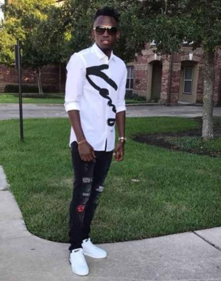 Uno de los pasatiempos favoritos de Alberth Elis es viajar y lo demuestra en sus redes sociales.