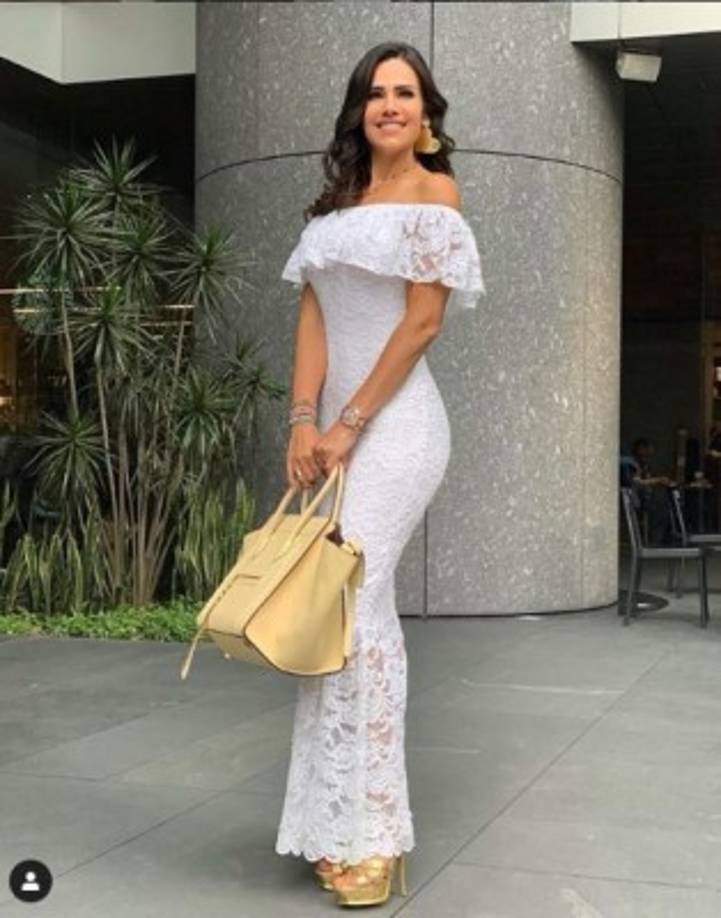 Más tarde, en el año 2013, dio a luz a la pequeña María José, por lo que puso una corta pausa a su carrera.<br/><br/>Sin embargo, siguió luciendo una espectacular figura según sus fans. <br/>