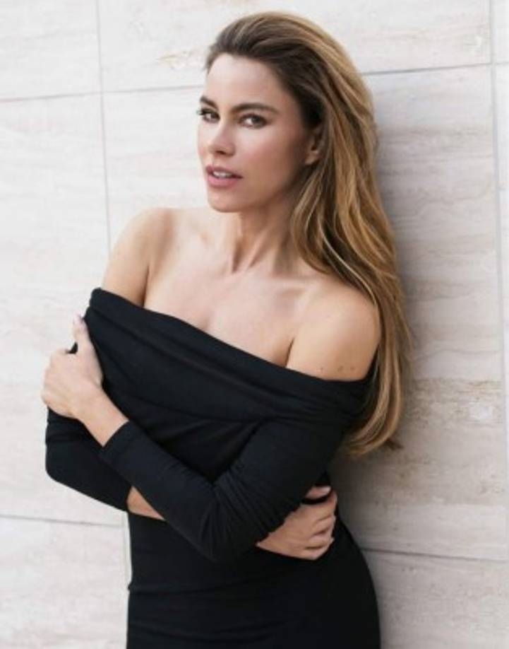 Sofía Vergara.<br/>43 millones de dólares generó la sexi y carismática actriz colombianoestadounidense, superando por 18.5 millones a Kaley Cuoco.