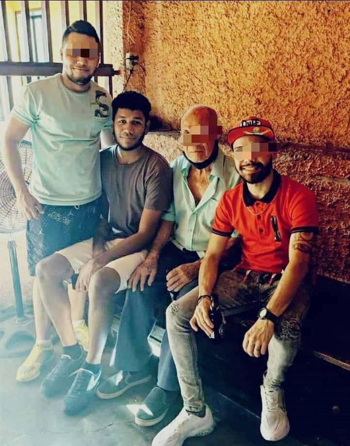 Rancess Yzarra, de origen aragueño, fue un luchador social y se graduó como ingeniero en la Universidad Nacional Experimental de la Fuerza Armada Bolivariana (UNEFA).