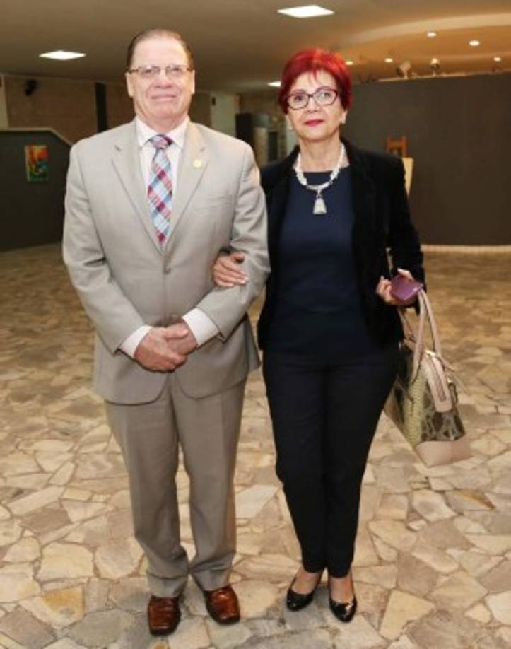 Javier Estrada y Selma Uclés.