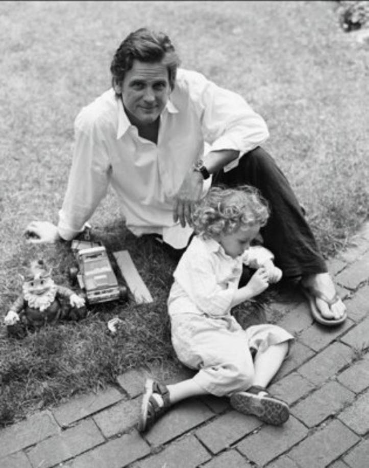 En 2007 la tragedia tocó la vida de Danel McDonald cuando le diagnosticaron un tumor cerebral. El 15 de febrero de ese mismo año, solo cuatro días después que Jennifer cumpliera 38 años, el actor falleció a sus 46 años.<br/>