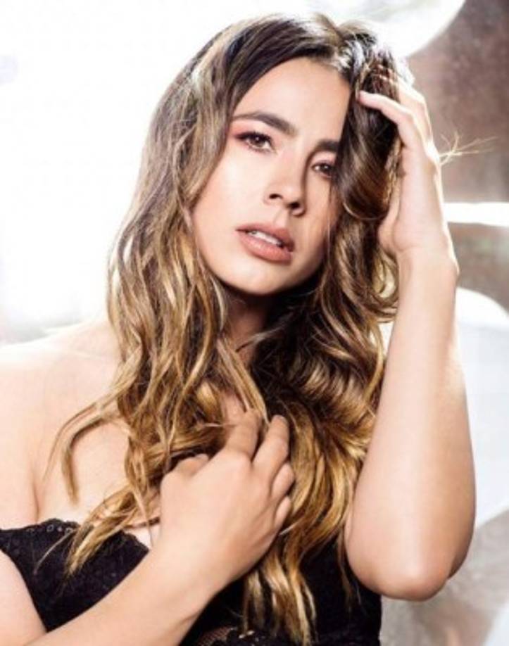 La serie que ya fue estrenada para toda Latinoamérica, menos en Colombia, que se transmitirá hasta junio, ha sido grabada en calidad 4K con óptica cine y 100% en exteriores.