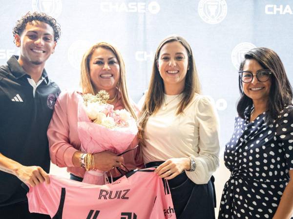 David Ruiz estuvo presente en el evento que tuvo Inter Miami en donde le brindó una capacitación a su madre Alba Ochoa.