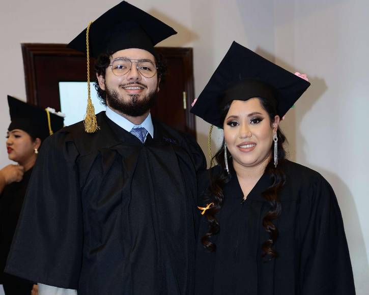 Héctor Rivera y Esthephany Hernández