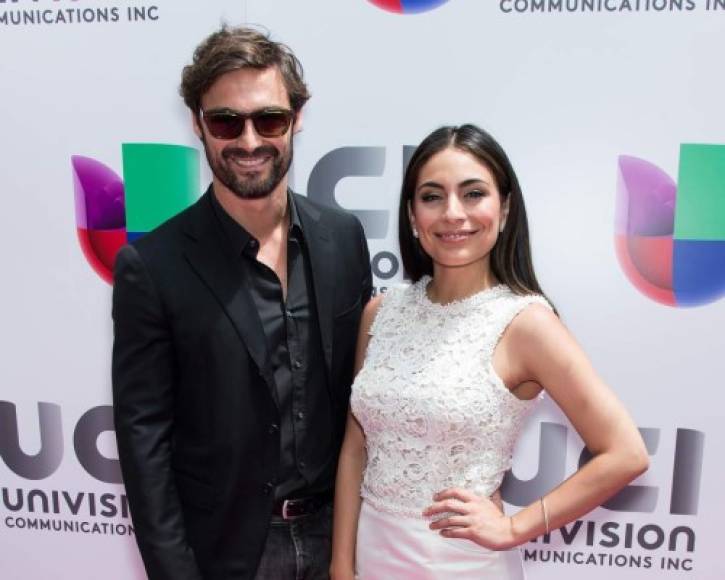 Iván Sánchez y Ana Brenda Contreras se conocieron durante la filmación de la telenovela de Televisa, 'Lo Imperdonable'.