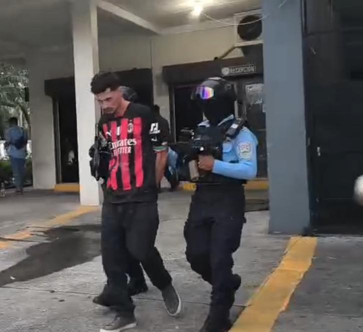 Capturan en SPS a tres supuestos extorsionadores de la 18, incluidos dos menores