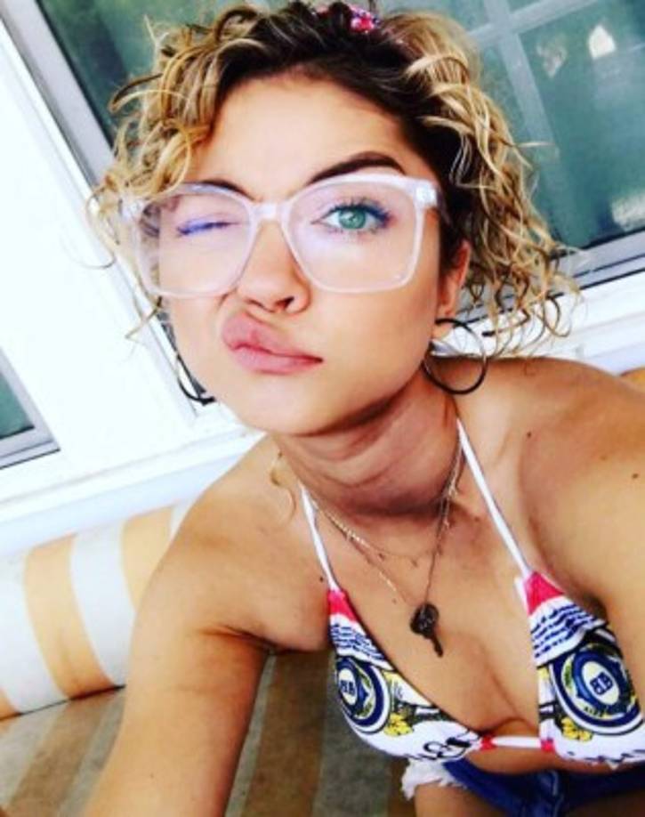 Al parecer hackearon el celular de la rubia y fue ahí de donde sacaron sus fotos íntimas para publicarlas en un sitio Porno y de hackeo, llamado Celeb Jihad.<br/><br/>