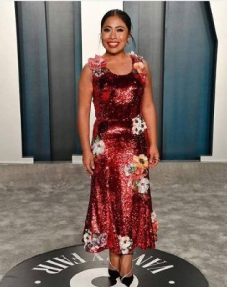 MIRA: <a href='https://www.laprensa.hn/fotogalerias/farandula/1365401-411/mauricio-ochamnn-fue-infiel-a-aislinn-derbez-sandra-echeverr%C3%ADa-responde-a-rumores' style='color:red;text-decoration:underline' target='_blank'>¿Mauricio Ochamnn fue infiel a Aislinn Derbez? Sandra Echeverría responde a rumores que la señalan de “la amante”</a><br/>