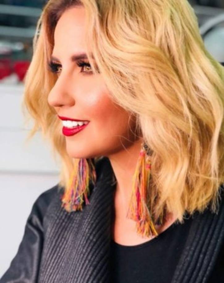 Durante una de las emisiones del programa 'Ventaneando', de la cadena de TV Azteca, Paty Chapoy reveló que había recibido un mensaje a su teléfono de un joven con información que había interpuesto la exesposa de Daniel contra el comunicador.<br/><br/>'Esto me lo envió la señora Raquel Bigorra y me dijo que hiciera uso de esto como yo quisiera”, expresó Chapoy.<br/><br/>