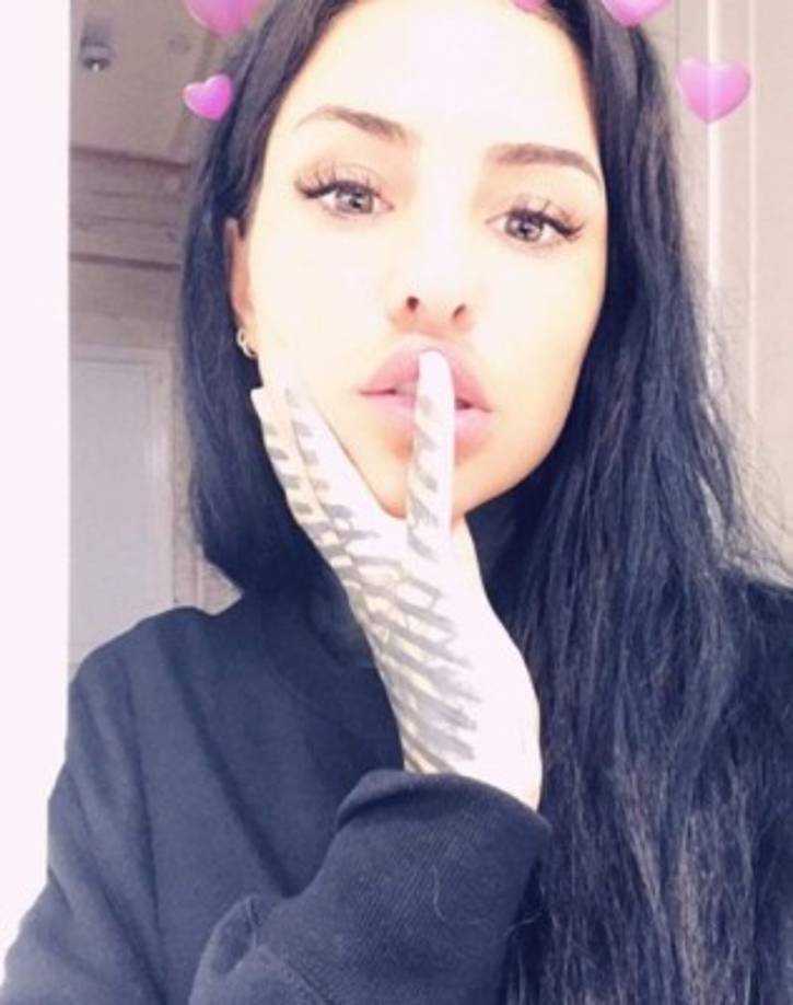 Sus fotos y publicaciones se vuelven toda una controversia en las redes sociales.