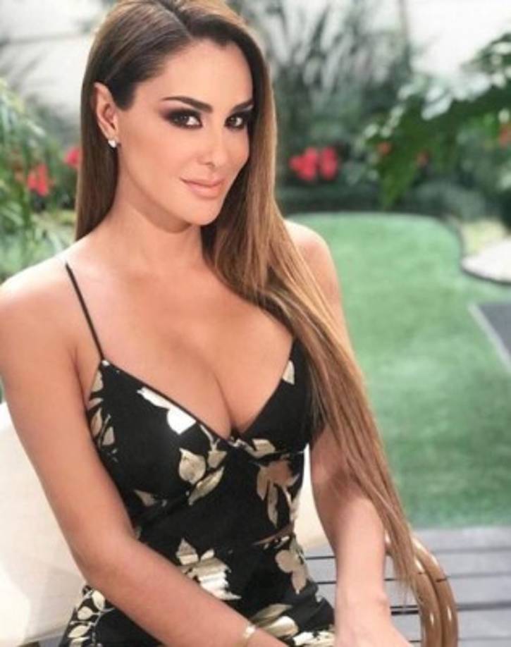 El 7 de diciembre de 2007 se casó con el empresario Juan Zepeda en una ceremonia en el puerto de Acapulco, México, divorciándose el 19 de septiembre de 2013.<br/><br/>