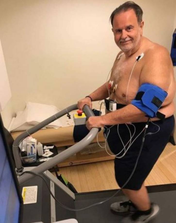 Raúl de Molina informó que se internó en el @pritikinwellness del Doral en Miami donde le han puesto un plan de comidas y ejercicios para cambiar su vida. 'Me levanto muy temprano y hago ejercicios y como saludable sin sal o azúcar. Un régimen de ejércitos y instructores de cómo cambiar tu vida para mejor', explicó.<br/>