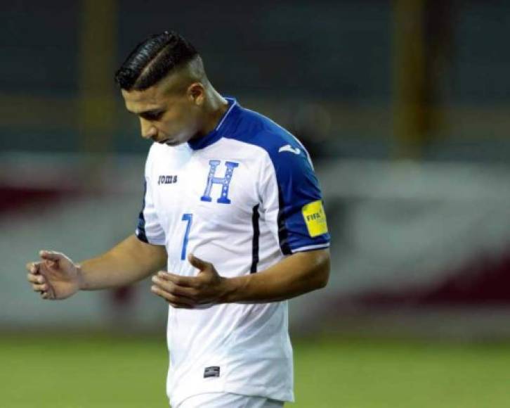 Emilio Izaguirre: El lateral izquierdo será reemplazado por Ever Alvarado. No estará en el 11 titular de Honduras ante El Salvador.