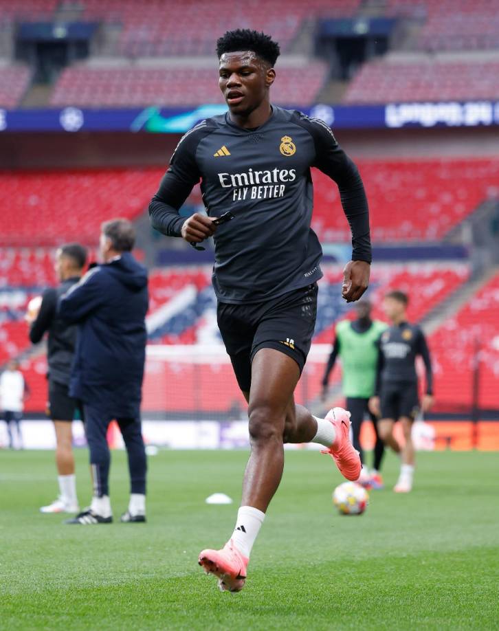 Volantes: Tchouameni estará en el centro del campo. La baja de Camavinga lo convierte en dueño absoluto de ese lugar.