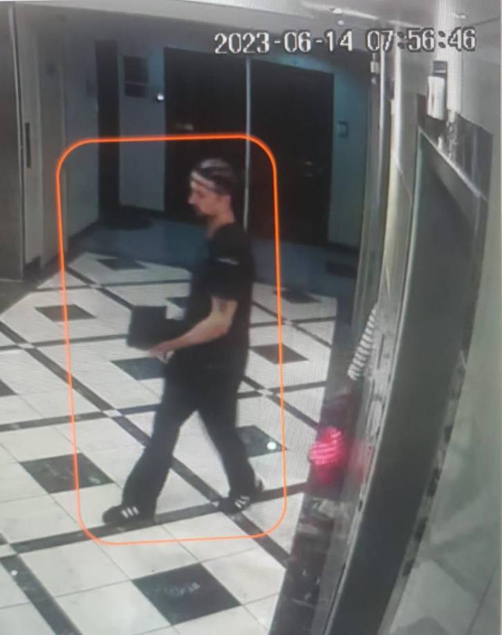 Según el Ministerio Público Maoluf y sus cómplices solicitaron el servicio de taxi por aplicación conocido como “Indriver”, una enfermera fue enviada vestida y en silla de ruedas para hacerse pasar por Floridalma.