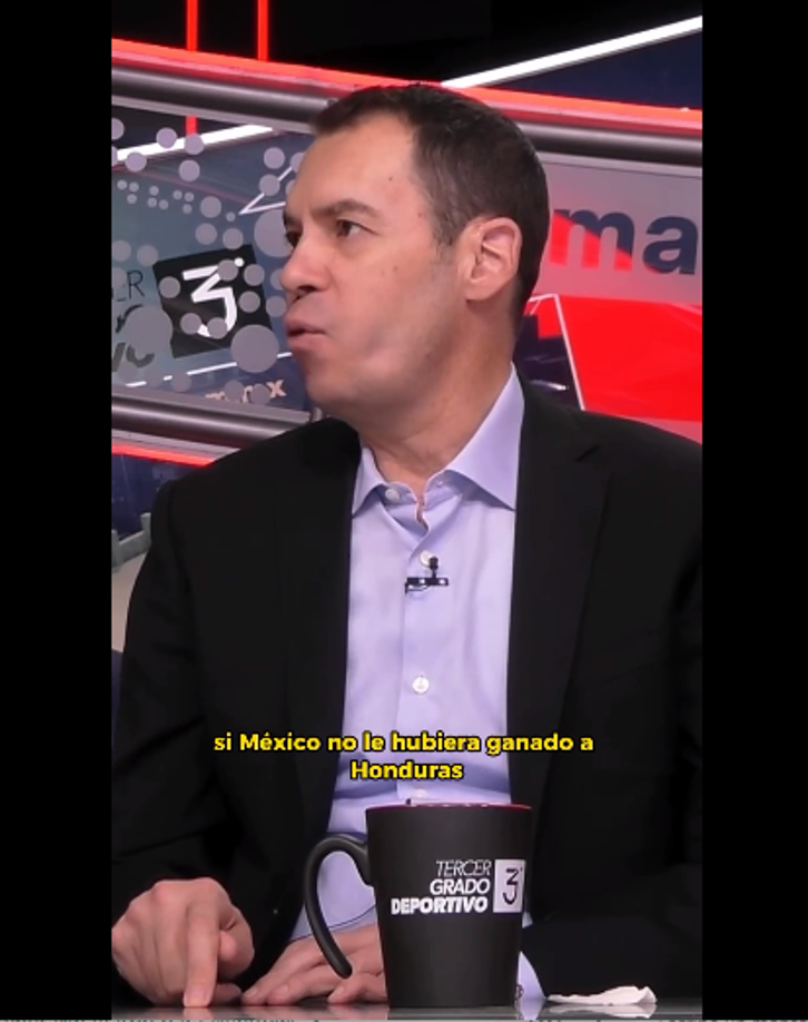 “Ganaron de milagro, tuvieron que llegar los penales, los hondureños tenían razón de estar molestos con el arbitraje, porque sí les alargaron el tiempo de compensación”, comentó en el programa. 