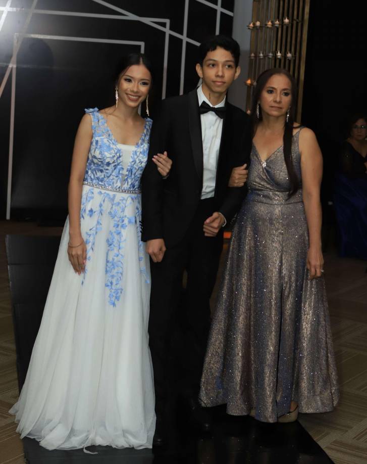 Jing Buhayo, Ethan Suárez y Joly Suárez