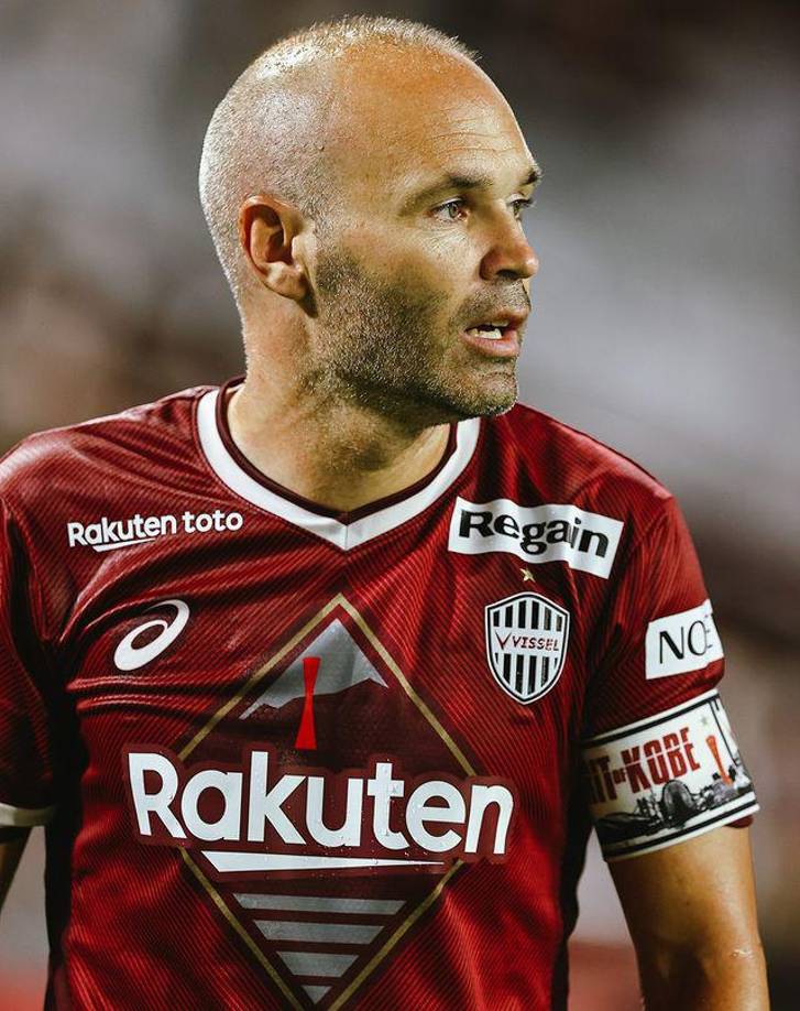 9. Andrés Iniesta (Vissel Kobe): También gana un estimado de 23 millones de euros en Japón.