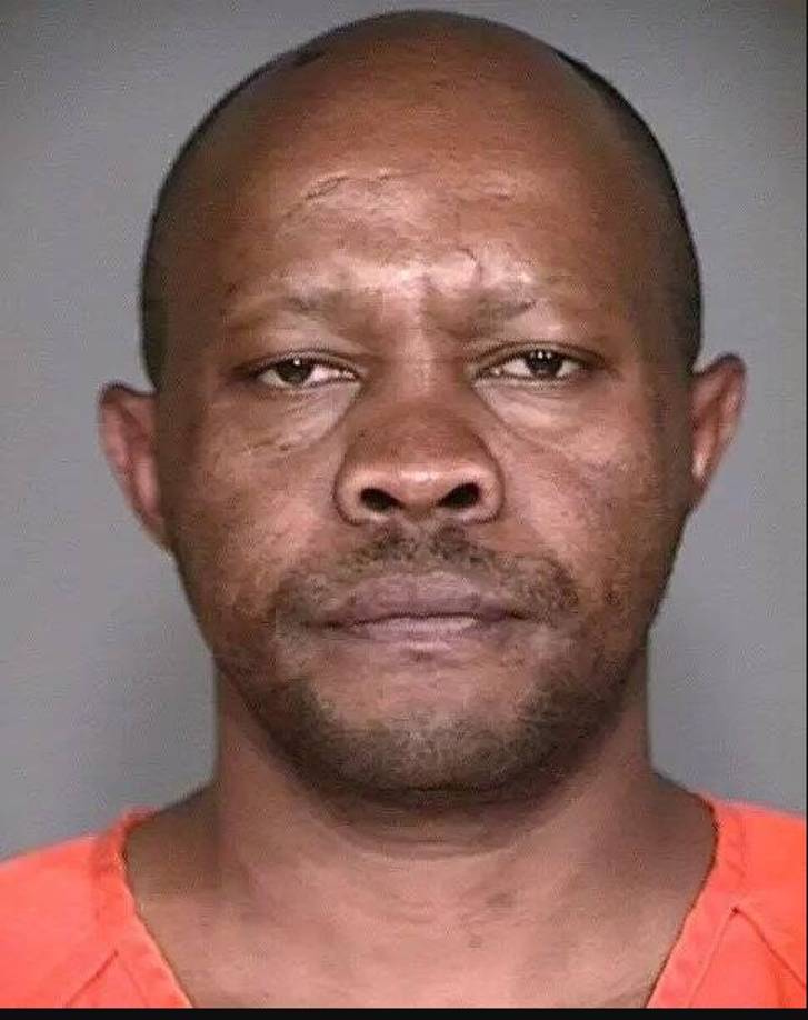 A su vez, tenía pendientes otros 20 casos en su contra, también de homicidios de mujeres mayores en los condados de Dallas y Collin, en el mismo estado sureño.