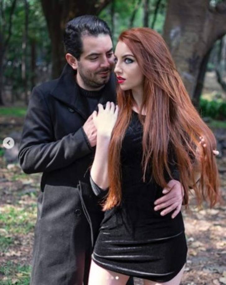 El actor de 27 años y la hermosa modelo comenzaron una relación luego de conocerse en un teatro de Sonora. A partir, de ese instante comenzaron una sólida relación.