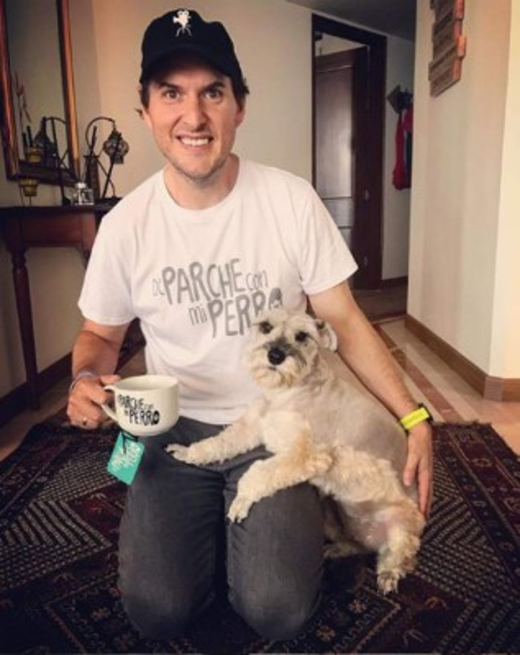 Andrés Parra ahora luce completamente diferente, bajó varios kilos y ahora solo se dedica a actuar en series que no incluyan temática con el narcotráfico.