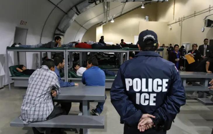 Migrantes denuncian confinamiento en solitario en EEUU por denunciar abusos