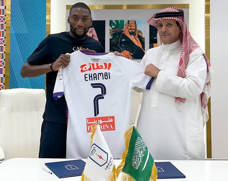 El Lyon, de la Ligue 1 francesa, anunció este jueves el traspaso de su delantero internacional camerunés, Karl Toko Ekambi, al club de Arabia Saudita Abha FC por algo más 1,6 millones de dólares, a los que podría añadirse algo más de medio millón en variables.