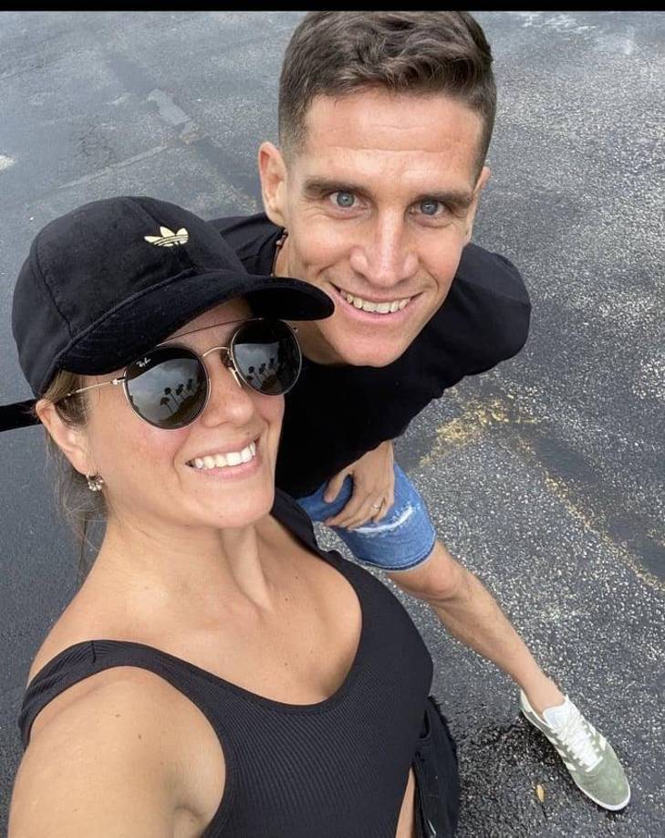 Jonathan Rougier: El portero argentino del Motagua con su esposa Ana Lencina.