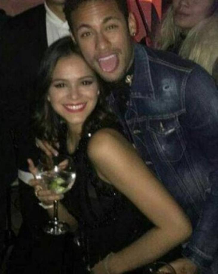 Neymar y Bruna en una de sus salidas.